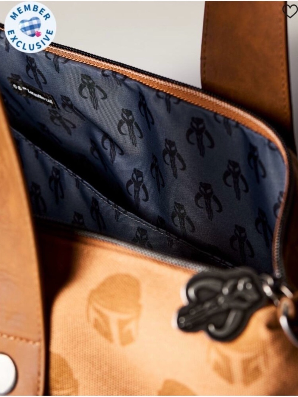 Star Wars Mandalorian Tan Canvas Satchel Bag with Leather Straps - Picture 7 of 7